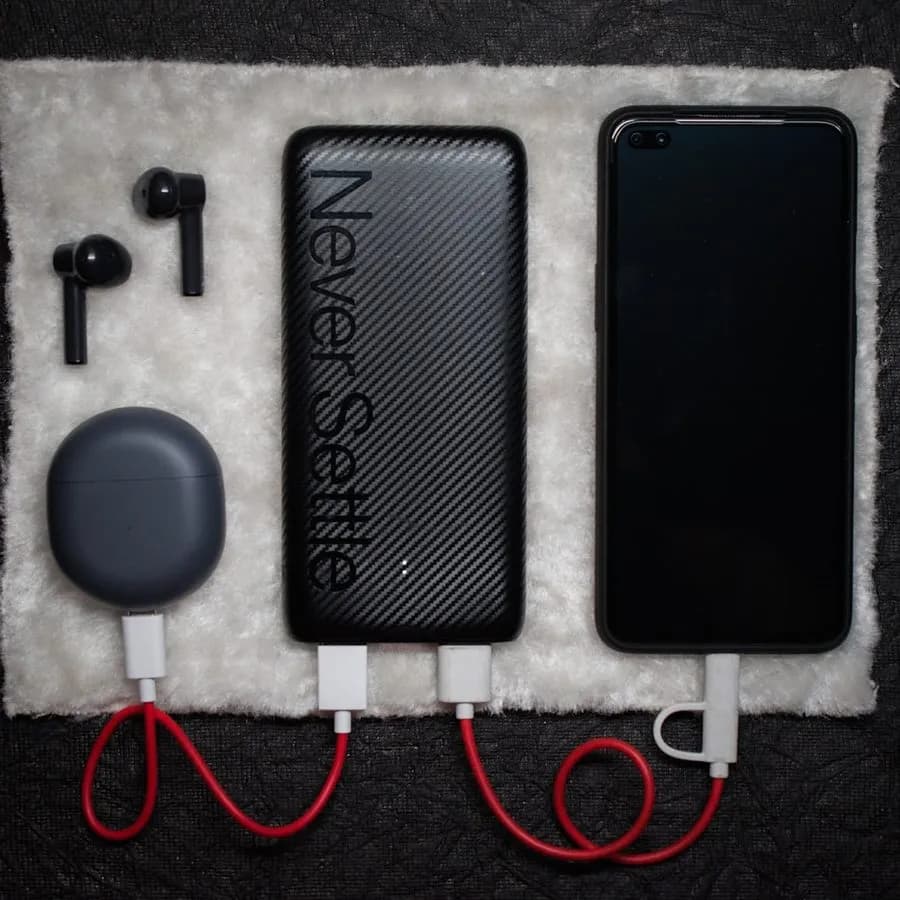 Orbitek MagPad Wireless Charging Stand